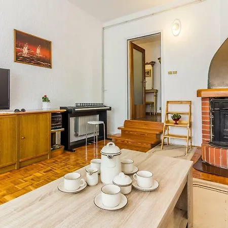 Three-bedroom Meden פומר