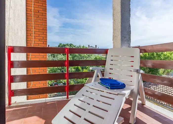 Three-bedroom Meden 아파트 포메르