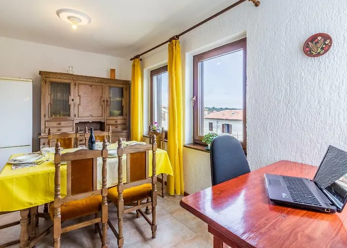 아파트 Three-bedroom Meden *