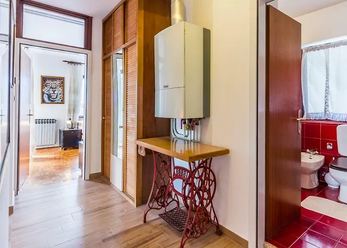 Three-bedroom Meden 아파트 포메르