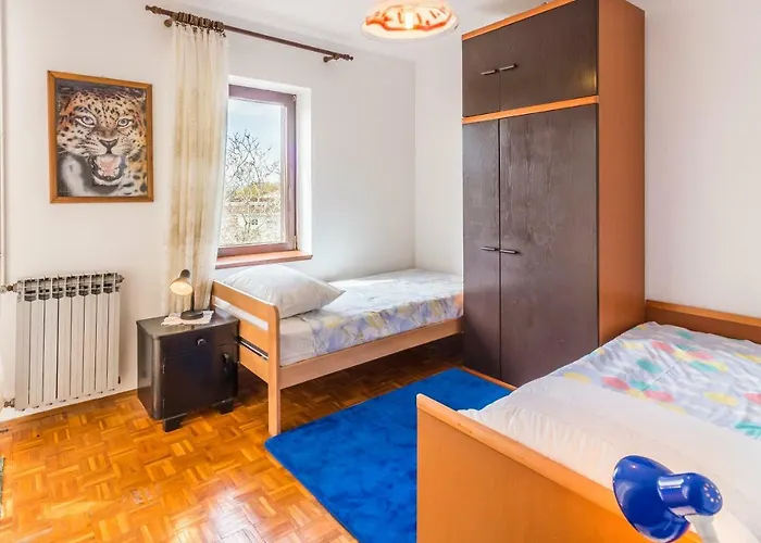 Three-bedroom Meden Apartmán