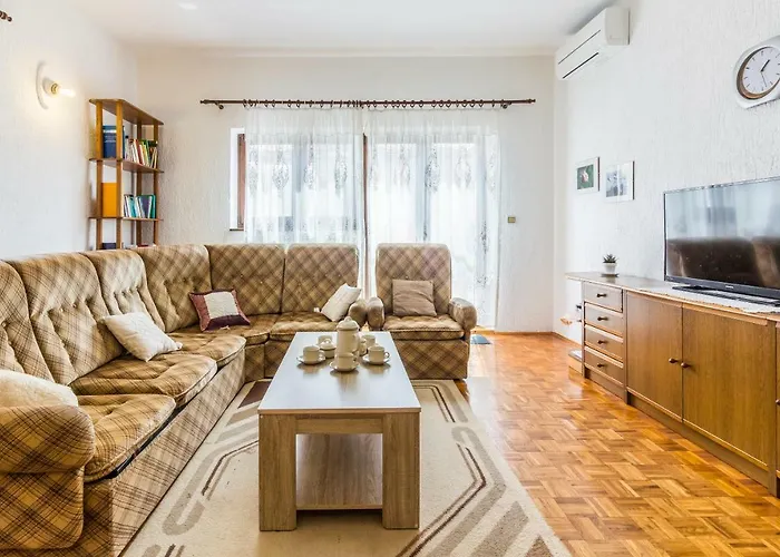 Three-bedroom Meden Apartmán *
