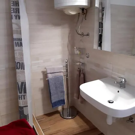 Three-bedroom Meden Appartement Pomer