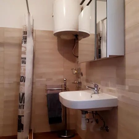 Apartment Three-bedroom Meden
