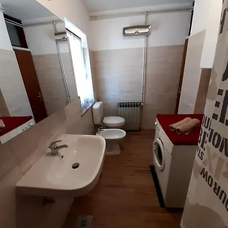 Three-bedroom Meden Apartman *
