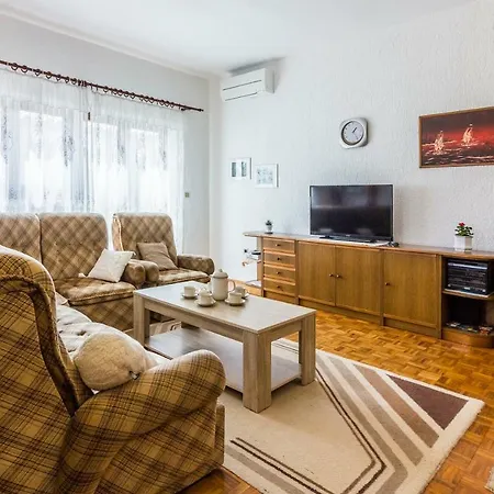 Three-bedroom Meden *