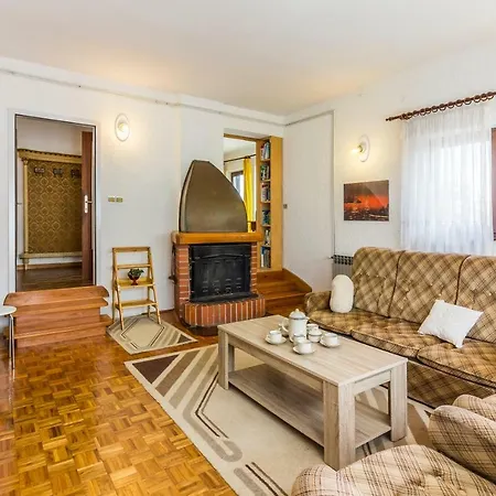 Three-bedroom Meden *