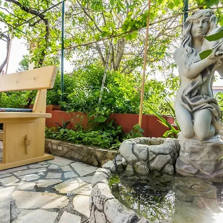 Three-bedroom Meden * Pomer