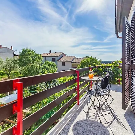 Appartement Three-bedroom Meden Pomer