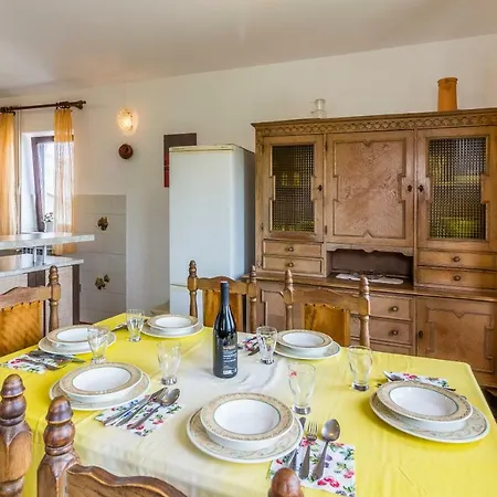 Apartment Three-bedroom Meden *