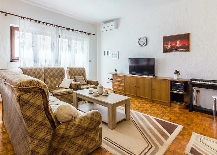 Three-bedroom Meden *