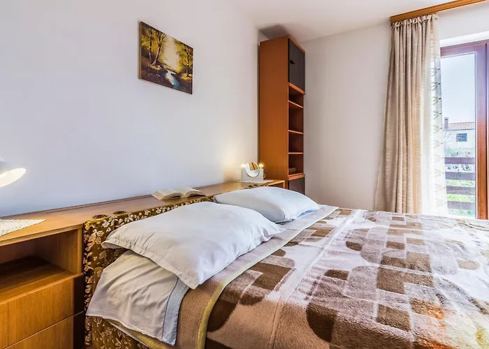 Three-bedroom Meden * Pomer